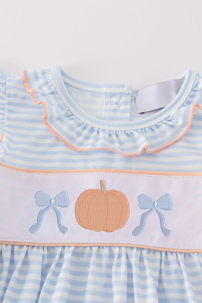 Pumpkin and Bows Embroidery Design