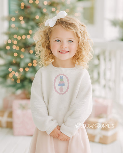 Preppy Christmas Tree Scallop Frame